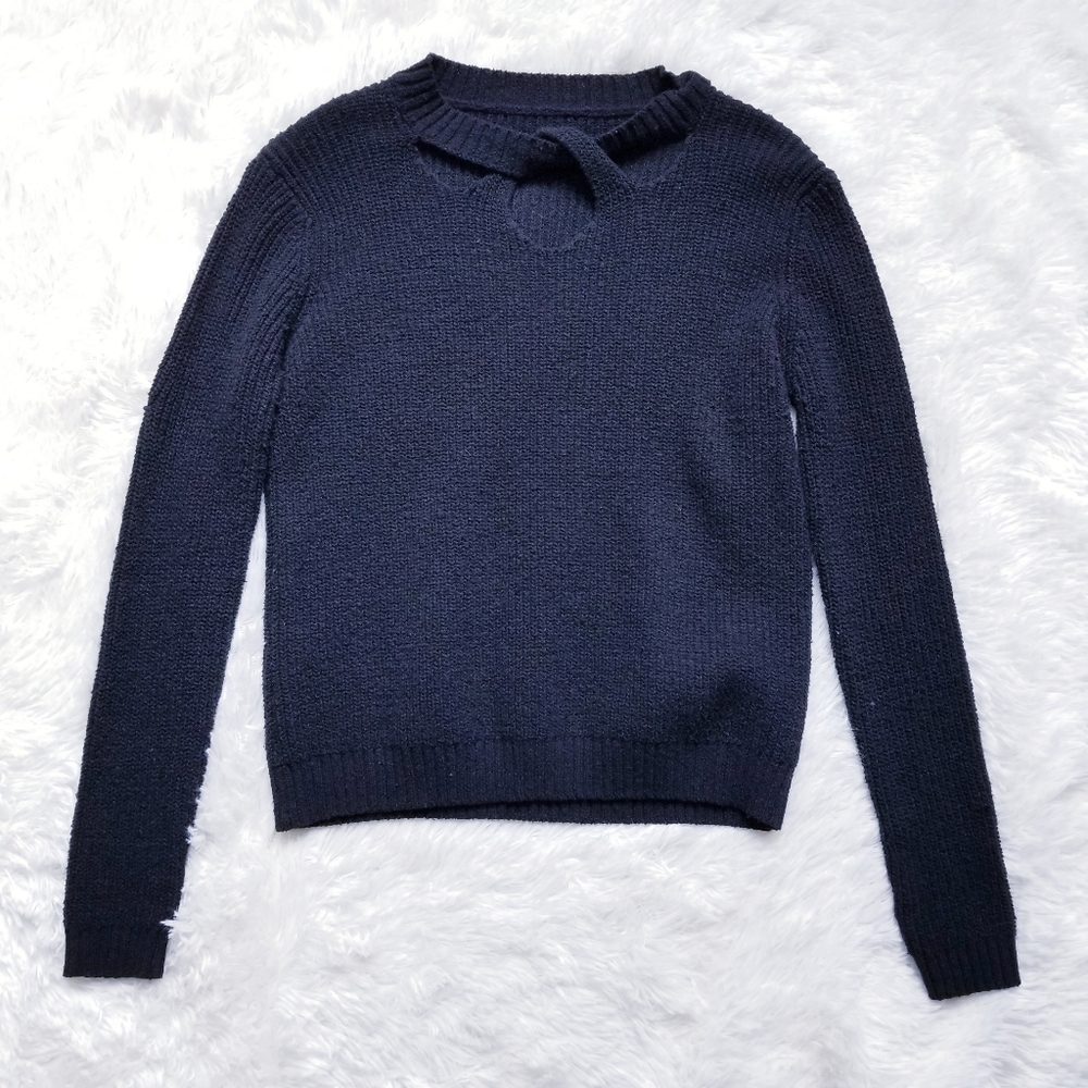 Cupshe Black Knit Sweater with Cross Detail at Neck